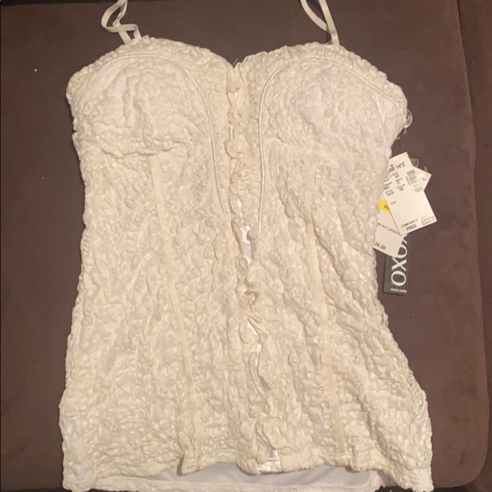 Lace top NWT